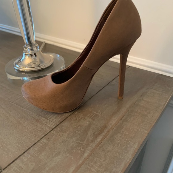 Beautiful platform heels! 🔥🔥💥 - Picture 10 of 14